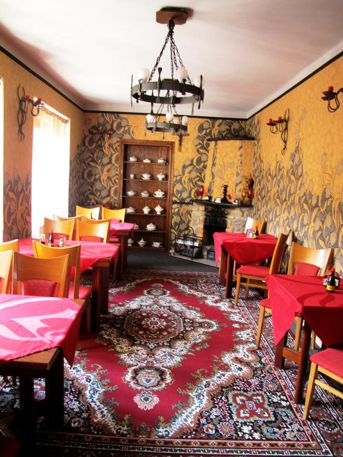 Hotel U Lisky Hostka  Zewnętrze zdjęcie